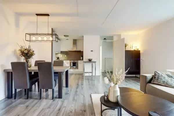 Instapklare 3-kamerwoning nabij Rotterdam