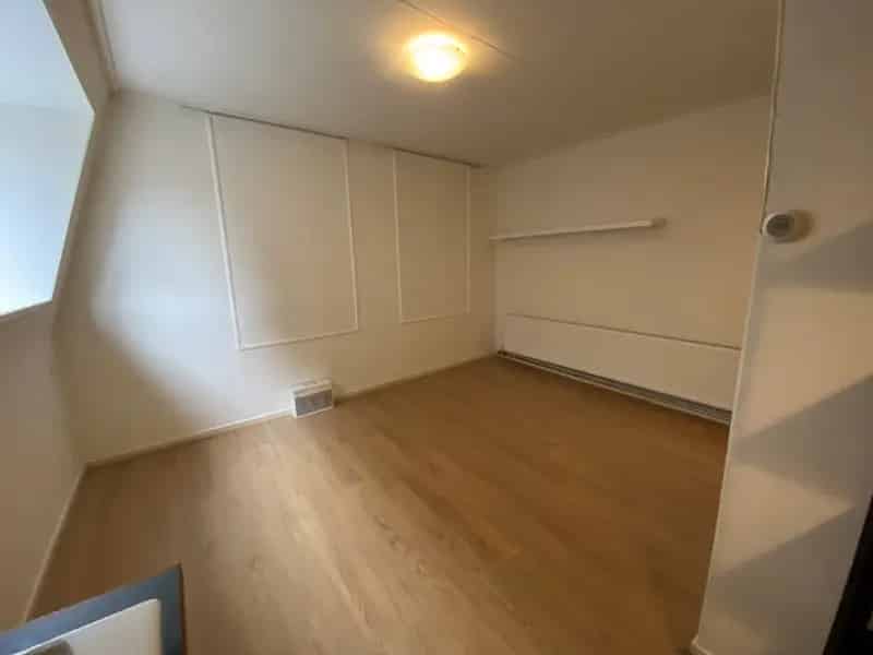 Studio Groningen Binnenstad Oost 19m2 per 01-07-2025