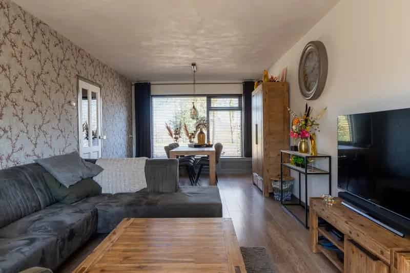 Huis te koop Waspik: Gezinswoning met garage en tuin