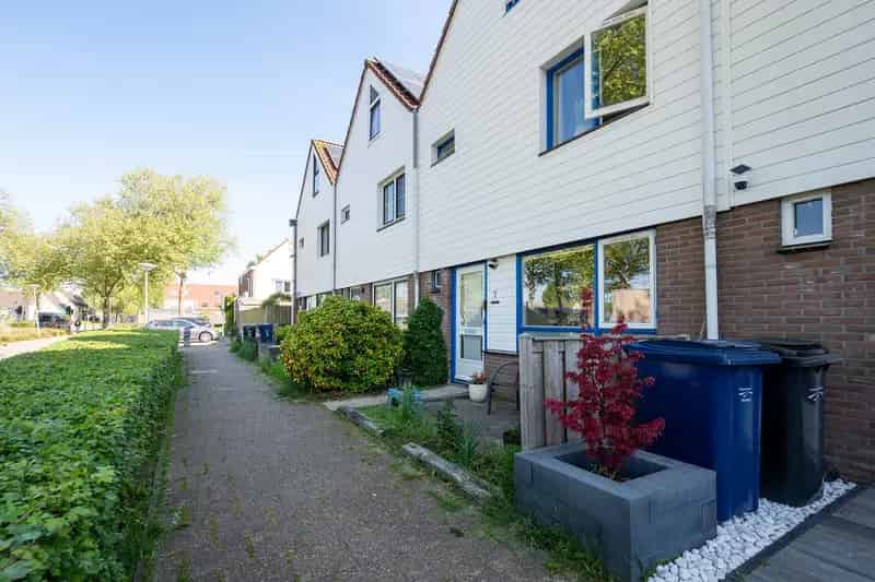 Huis te koop Almere Waterwijk 4 slaapkamers energielabel A