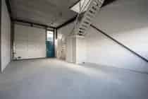 117m2 Bedrijfsruimte Hellevoetsluis te Koop