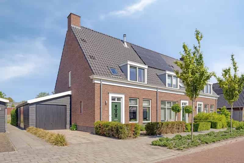 Hoekwoning 5 Slaapkamers Veere Garage Werkput