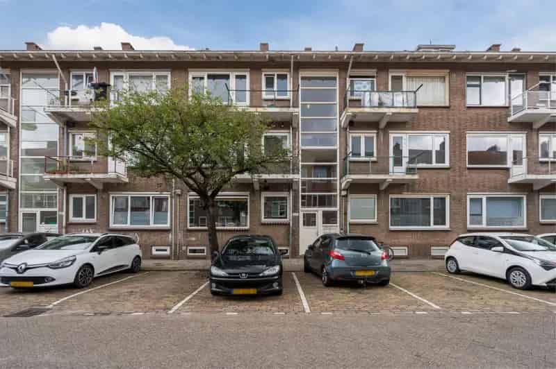 Appartement te koop Rotterdam Zuidplein 3 slaapkamers tuin