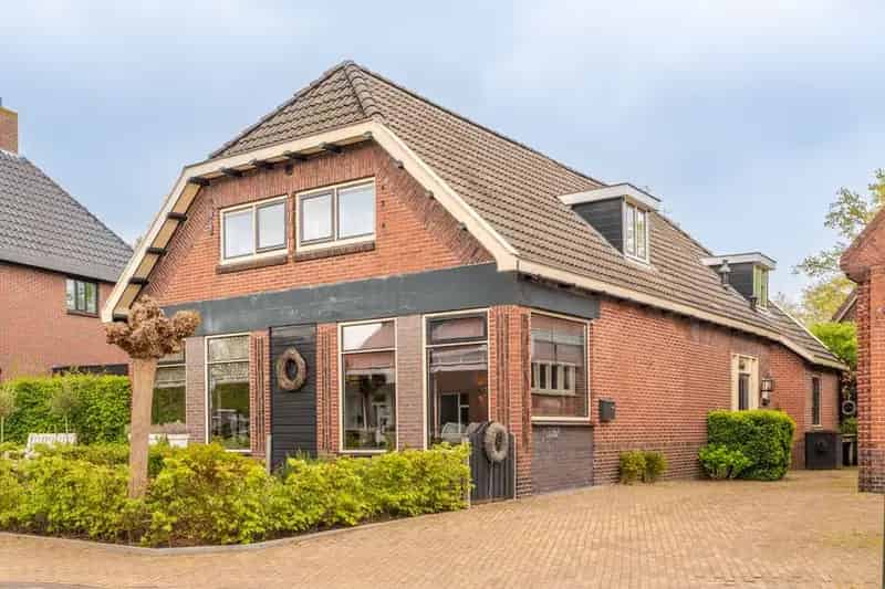 Vrijstaande woning 5 slaapkamers Vlagtwedde