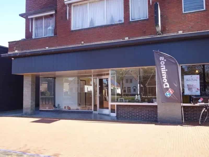CENTRUM Winkelruimte 120m2 Magazijn Kantoor