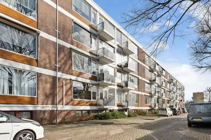 3 Kamer Appartement Vlaardingen West Ruim Balkon Berging