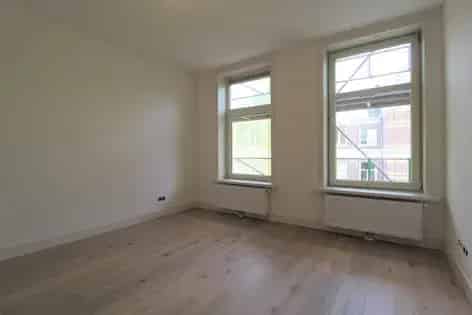 3 Kamer Appartement 61m2 De Pijp  Gerenoveerd Balkon