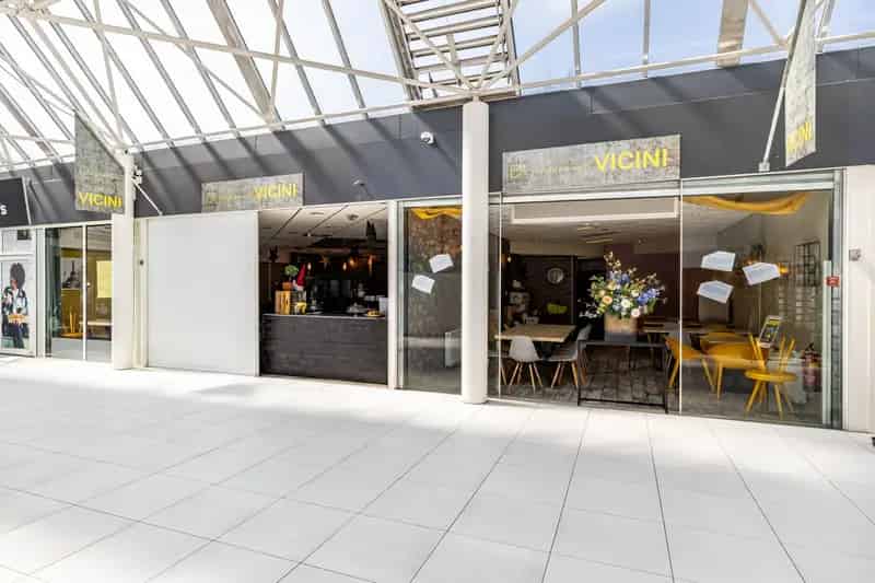 Horecaruimte te Huur Leek: Lunchroom in Winkelcentrum De Liekeblom