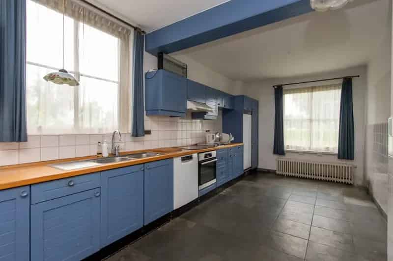 Vrijstaande Villa met Praktijkruimte te Oisterwijk