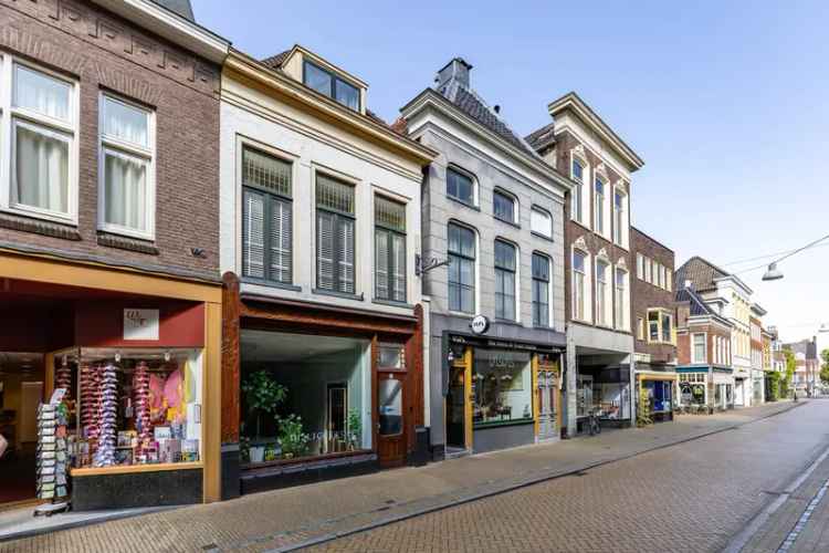 Winkel Groningen | Zoek winkels te huur: Oude Kijk in 't Jatstraat 42 9712 EL Groningen [funda in business]