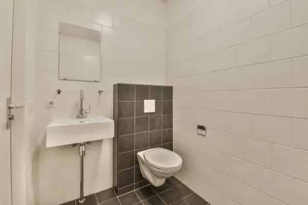 Appartement Waldorpstraat Den Haag: Moderne Studio