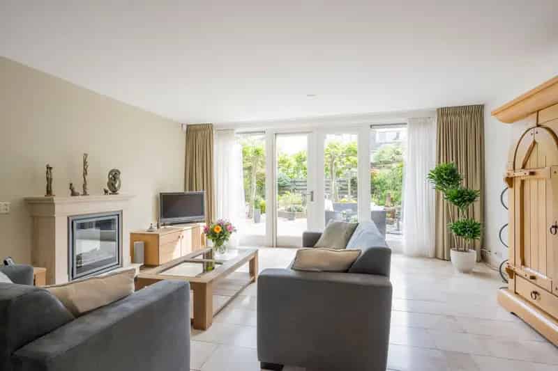Twee Onder Een Kap Hoogland Ruime Tuin 3 Slaapkamers