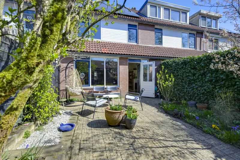 Huis te koop Driebergen: 4 slaapkamers, zonnepanelen, kindvriendelijk