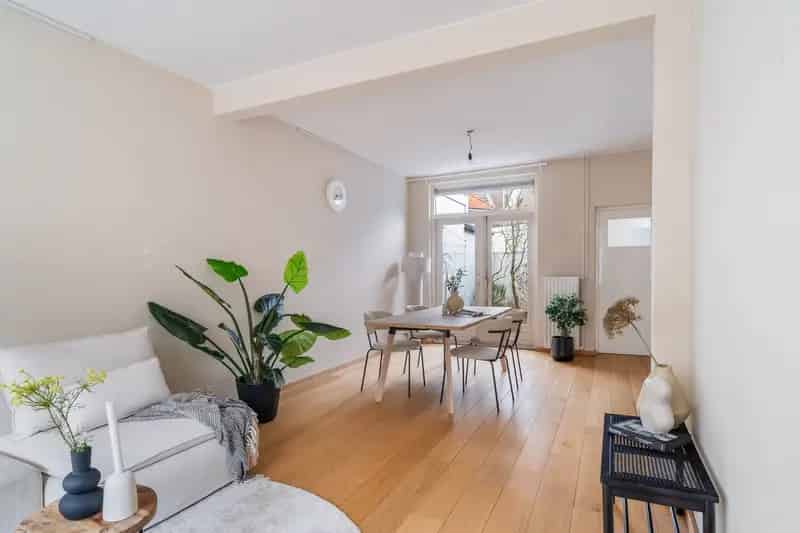 Huis te koop Wassenaar: Charmante woning met patiotuin