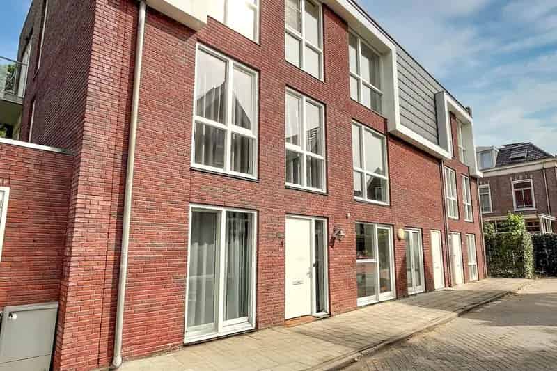 Appartement Te Koop , 11, Berkenhof, Zoeterwoude, Zuid-Holland