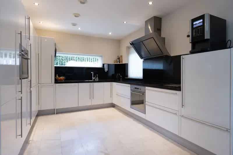 Vrijstaande Villa Oosterheem 5 slaapkamers 2 badkamers