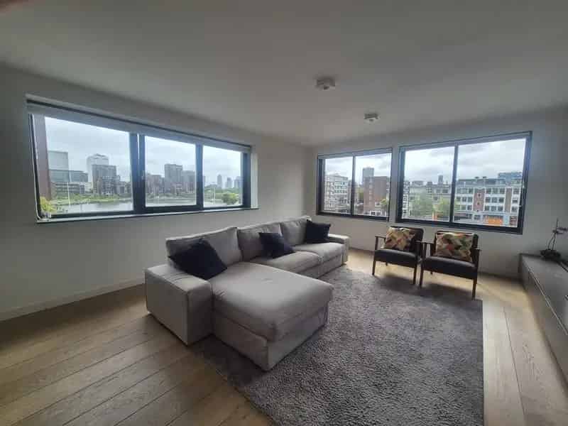 Ruime 4 Kamer Hoekwoning Coolhaven Rotterdam