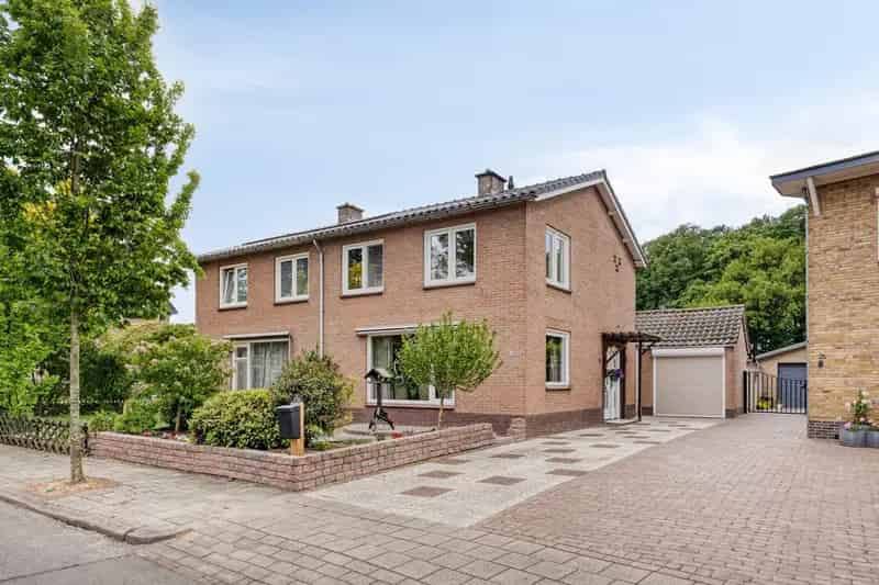 Huis te Koop Harskamp Margrietlaan: Modern Comfort en Ruimte