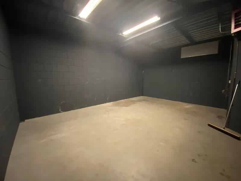 Bedrijfshal Waalwijk 138m² te koop