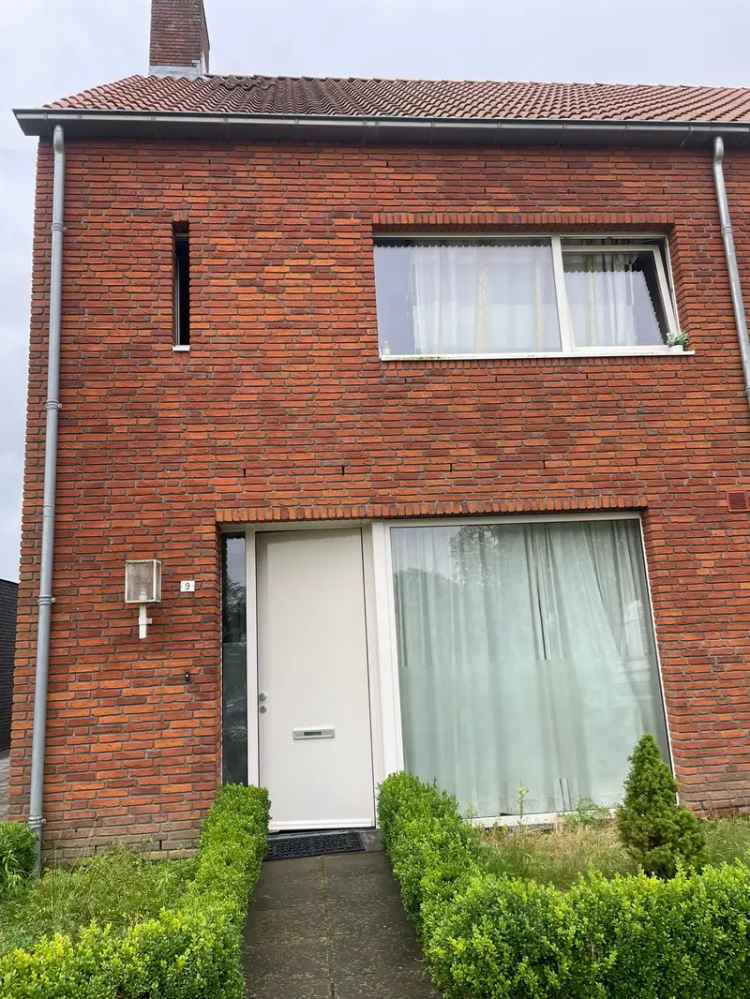 Huis Te Huur in 9, De Eekhof, Biest-Houtakker, Noord-Brabant