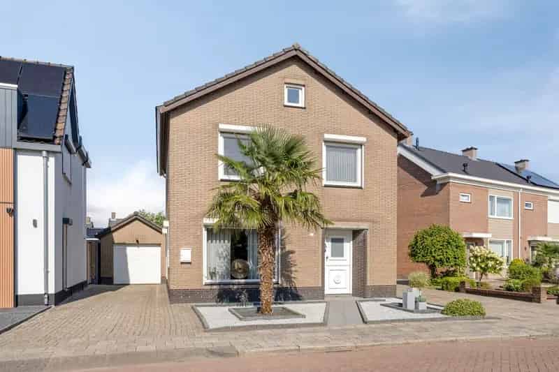 Huis te koop: Duivenstraat 74 4711 KC St. Willebrord | Funda