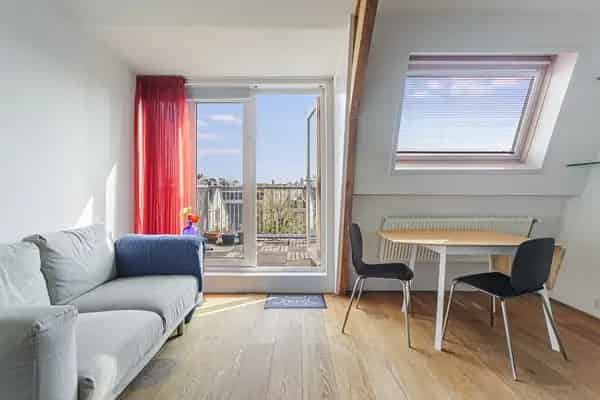 Schinkelbuurt Appartement 2 kamers terras 34m2