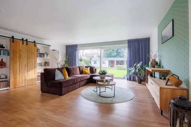 Huis te koop: Ruime gezinswoning met 6 slaapkamers en 2 badkamers