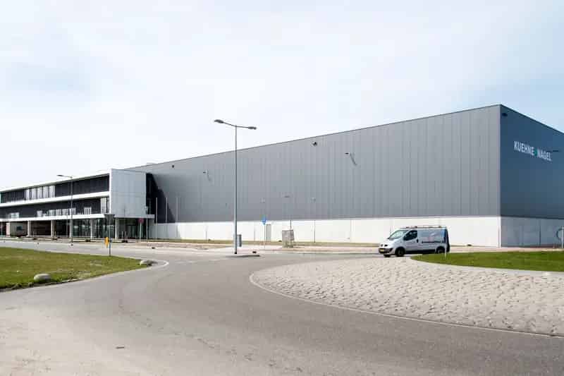 Bedrijfshal Rozenburg (NH) | Zoek bedrijfshallen te huur: Pudongweg 1-3 1437 EM Rozenburg (NH) 