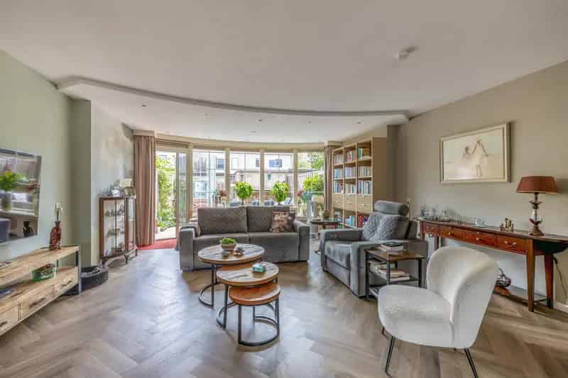 Ruime Uitgebouwde Woning Waddinxveen Zuidplas