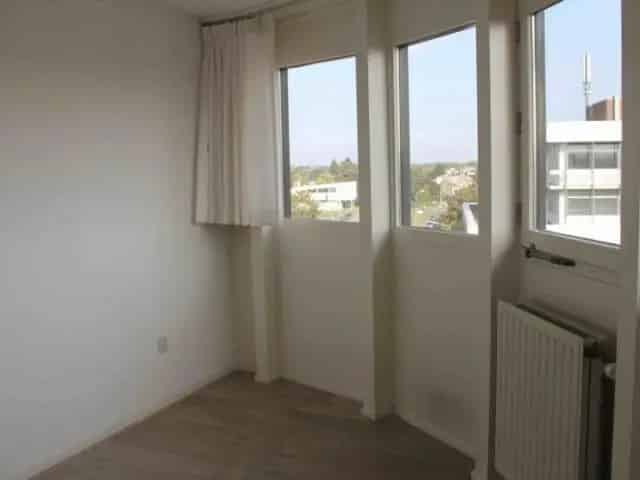 Luxe Penthouse 83m2 Maastricht Prive Berging Parkeerplaats Balkon