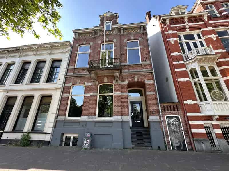 Kantoorruimte te huur Spoorlaan Tilburg 80m2