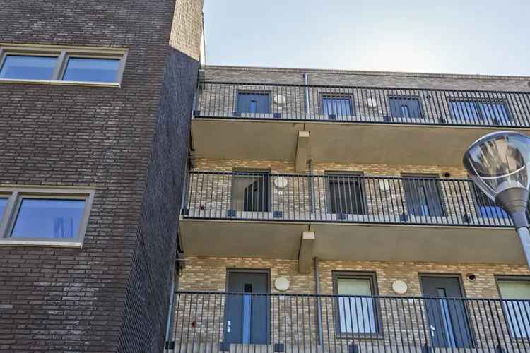 Nieuwbouw woning groene omgeving nabij snelweg en centrum