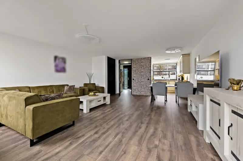 Royale 4 Slaapkamer woning Delfgauw  Ruime Tuin Dakterras Energielabel A