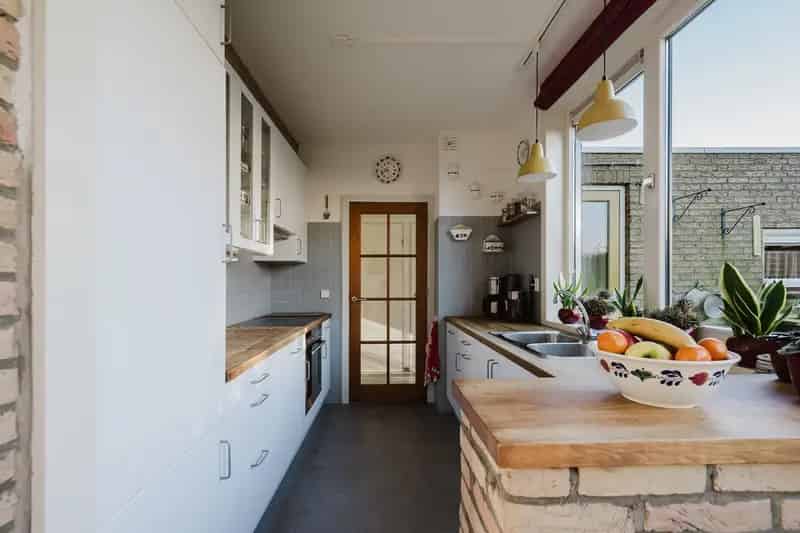 Ruime 5 Slaapkamer woning aan het park met Garage