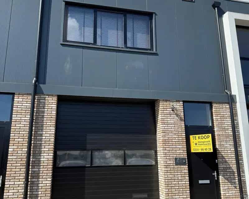 Bedrijfshal te koop 's-Heerenberg 182m²