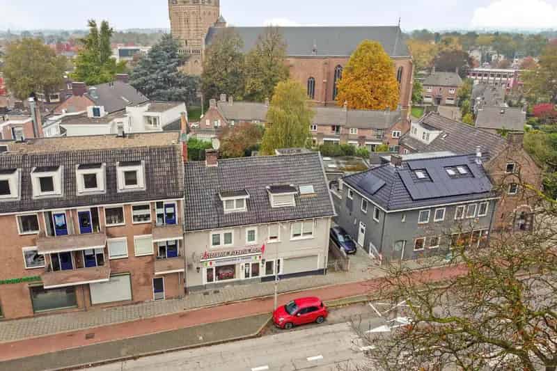 Bovenwoning Elst 85m2 Startersappartement Vier Slaapkamers Dakterras