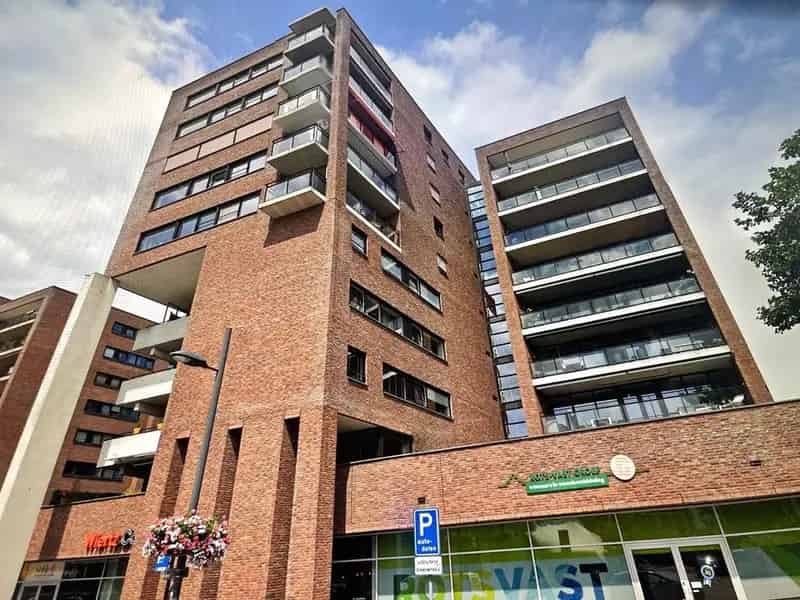3 Kamer Appartement De Markies Gemeubileerd Ruim Balkon Parkeerplaats
