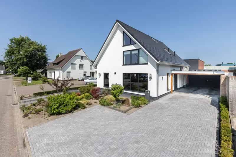 Luxe Villa te Koop Berlicum 5 Slaapkamers 234m2 Tuinhuis Energielabel A+
