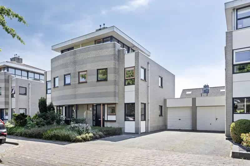 Huis Te Koop , 77, Willem Dreessingel, Etten-Leur, Noord-Brabant