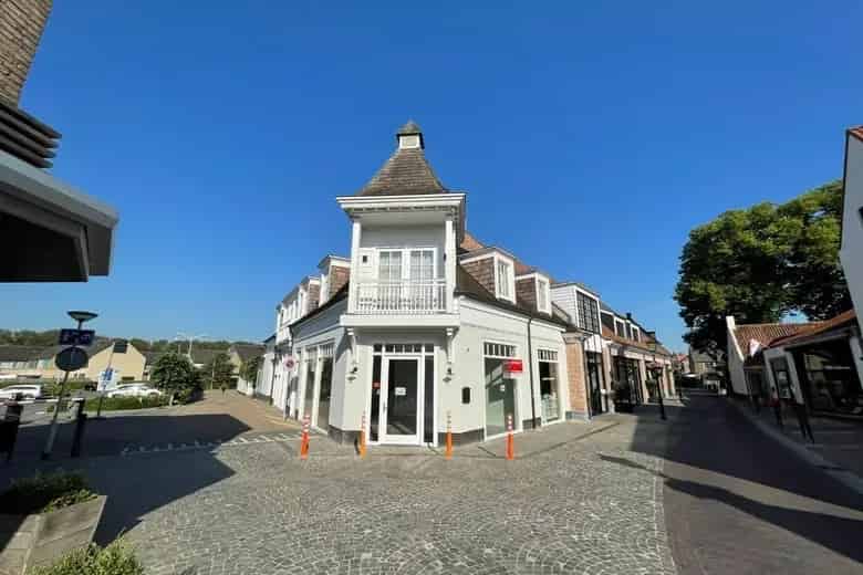 70m2 Winkelruimte te Huur Sluis Centrum