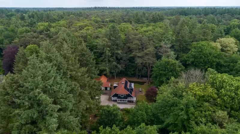Huis te koop Dellenweg 42 Epe: Karaktervolle villa met uitbreidingsmogelijkheden