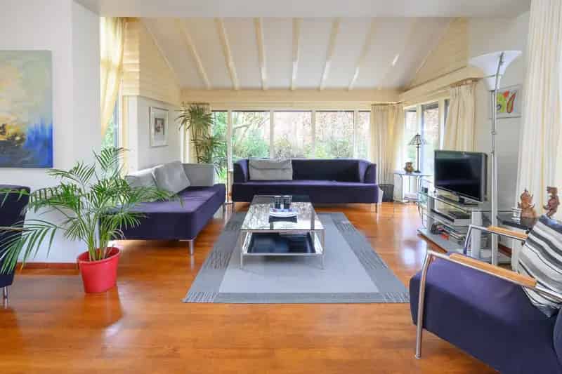 Huis te koop Adelaarstraat Brummen: Ruime woning met 4 slaapkamers en tuin