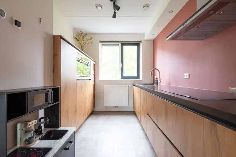 Moderne Gasloze Tussenwoning Apeldoorn Zuidbroek