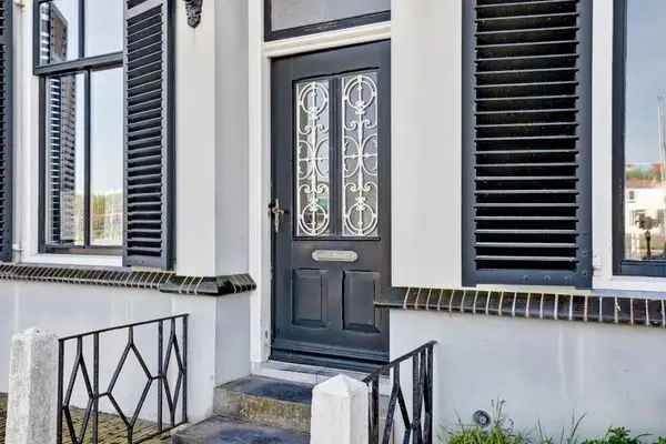 Huis Te Koop , 18, Haven Zuidzijde, Brouwershaven, Zeeland
