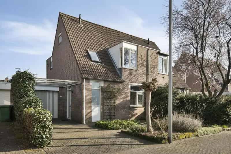 Familievriendelijke 2-onder-1-kapwoning Elden Arnhem