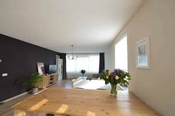 Te Huur Appartement Amsterdam Osdorp 3 Slaapkamers 100m2