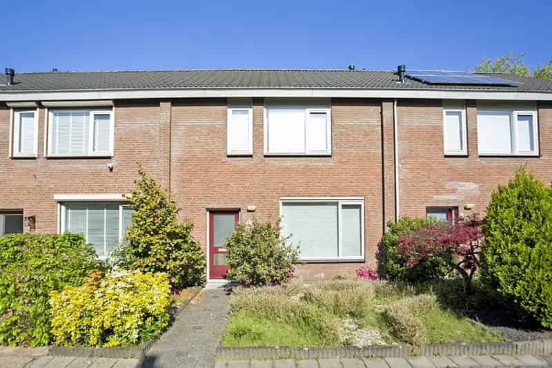 Huis Te Huur , 31, Arnoutlaan, Hoeven, Noord-Brabant