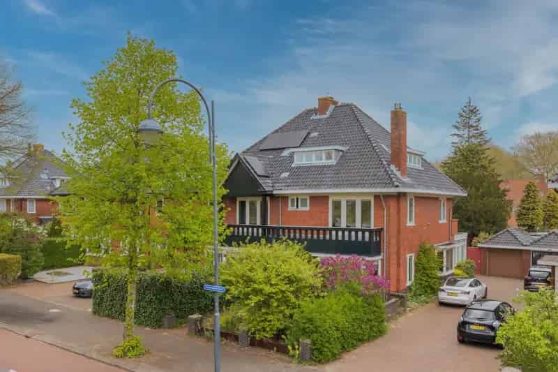 Huis te koop Heemstede 5 slaapkamers 2 badkamers 208m2