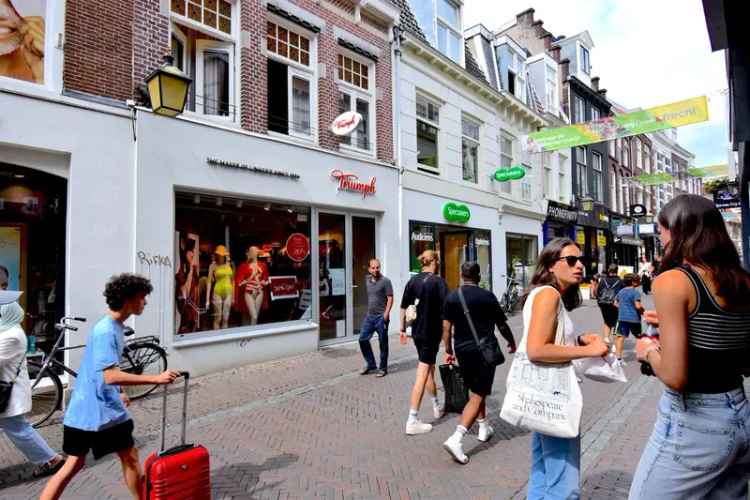 Winkel Utrecht | Zoek winkels te huur: Bakkerstraat 21 3511 JV Utrecht [funda in business]