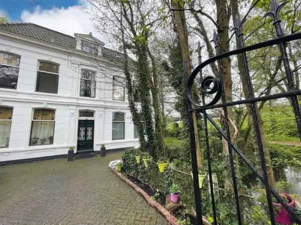 Appartement Kasteelweg Rotterdam: Gerenoveerde Studio met Parkeerplaats